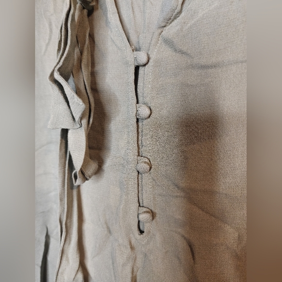 Abercrombie & Fitch Flutter Sleeve Top NWOT - Picture 3 of 8